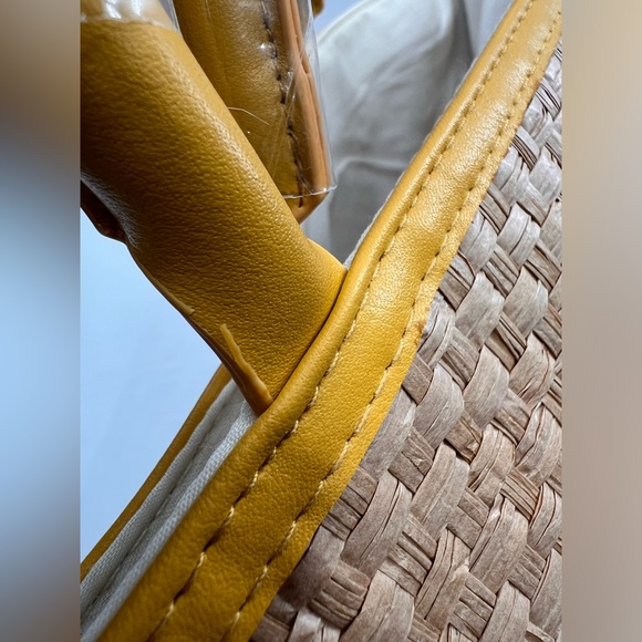NWOT Saks Fifth Avenue Woven Raffia Tote - Picture 5 of 6